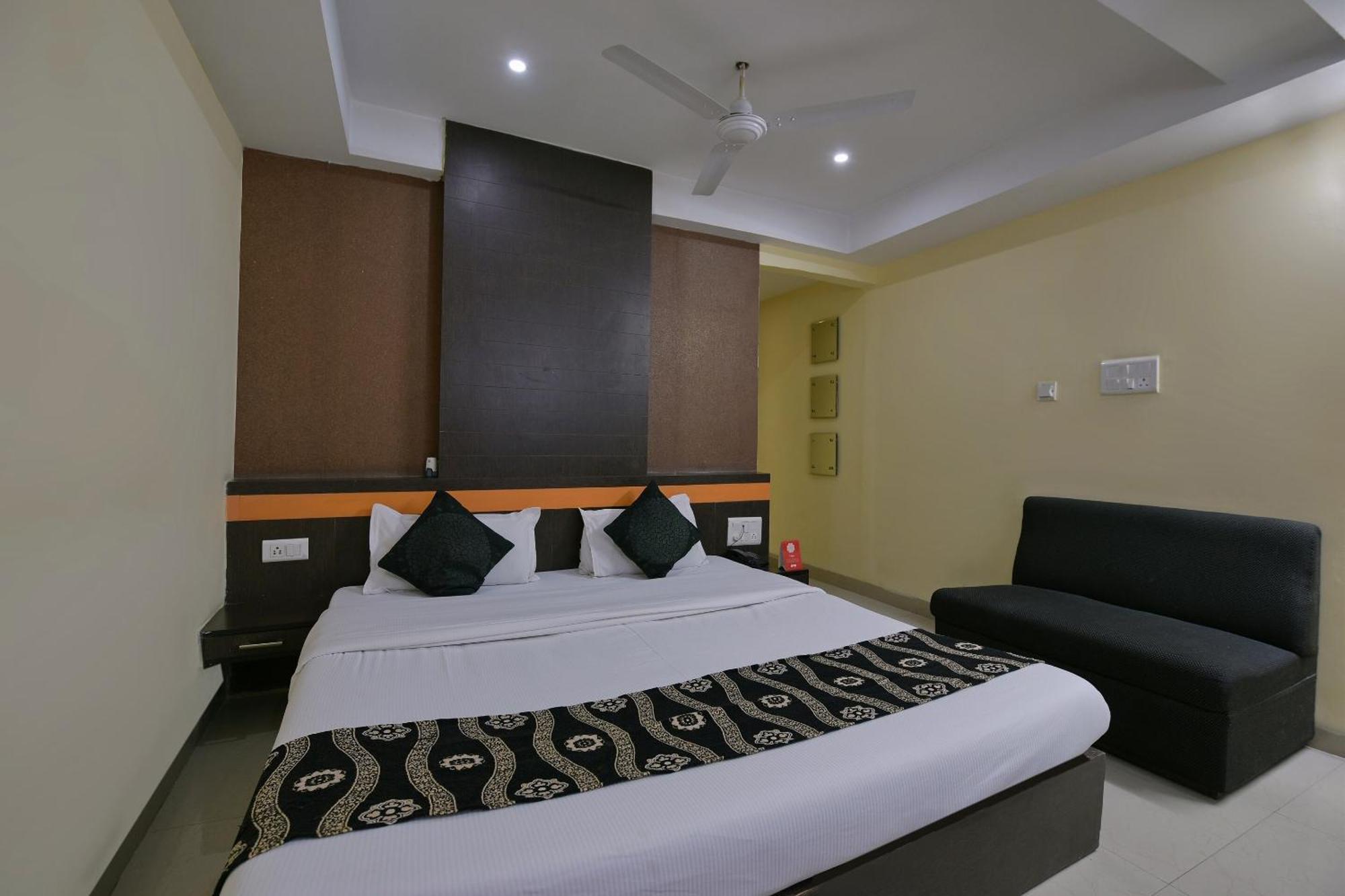 Collection O Diamond And Residences Indore Dış mekan fotoğraf