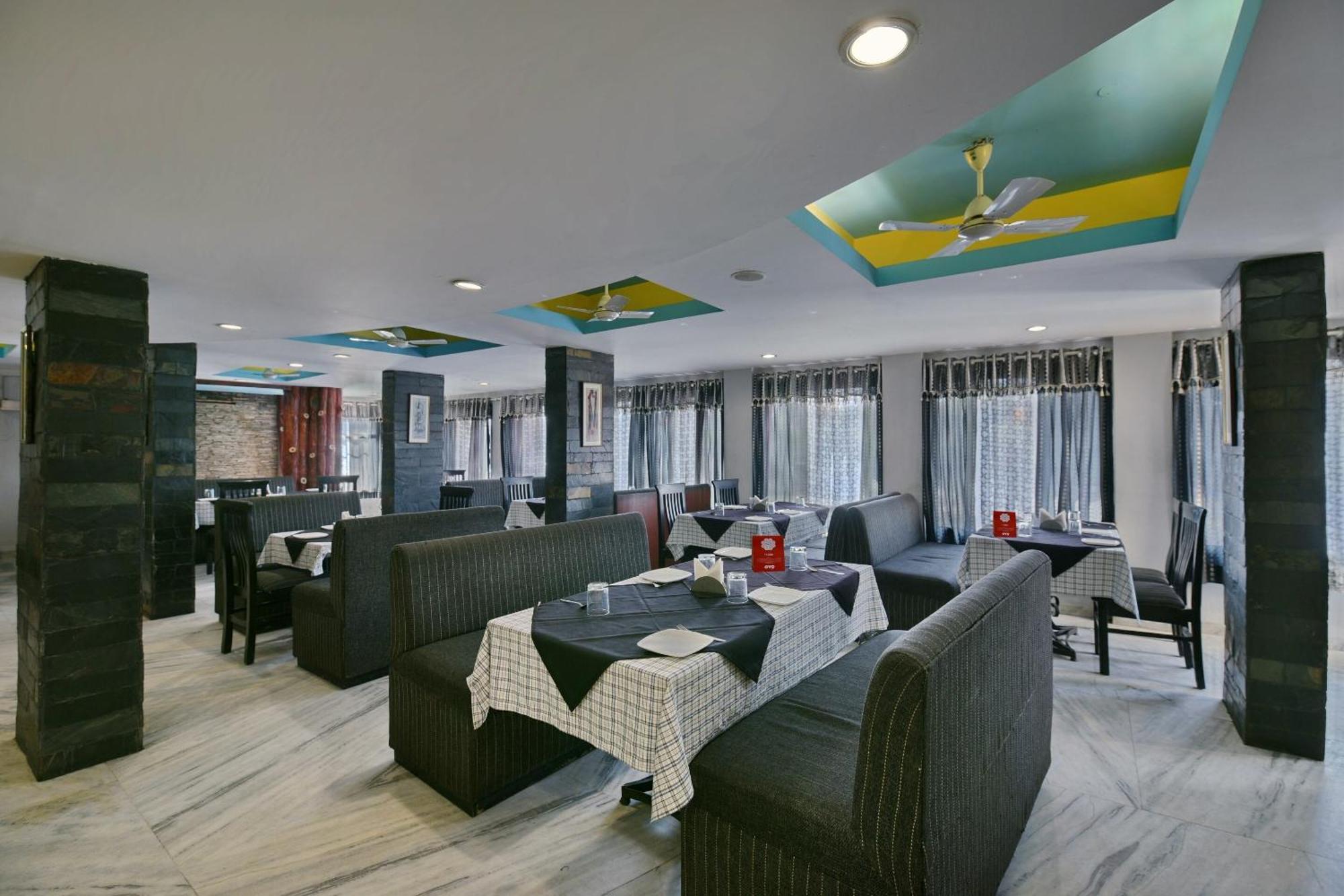 Collection O Diamond And Residences Indore Dış mekan fotoğraf