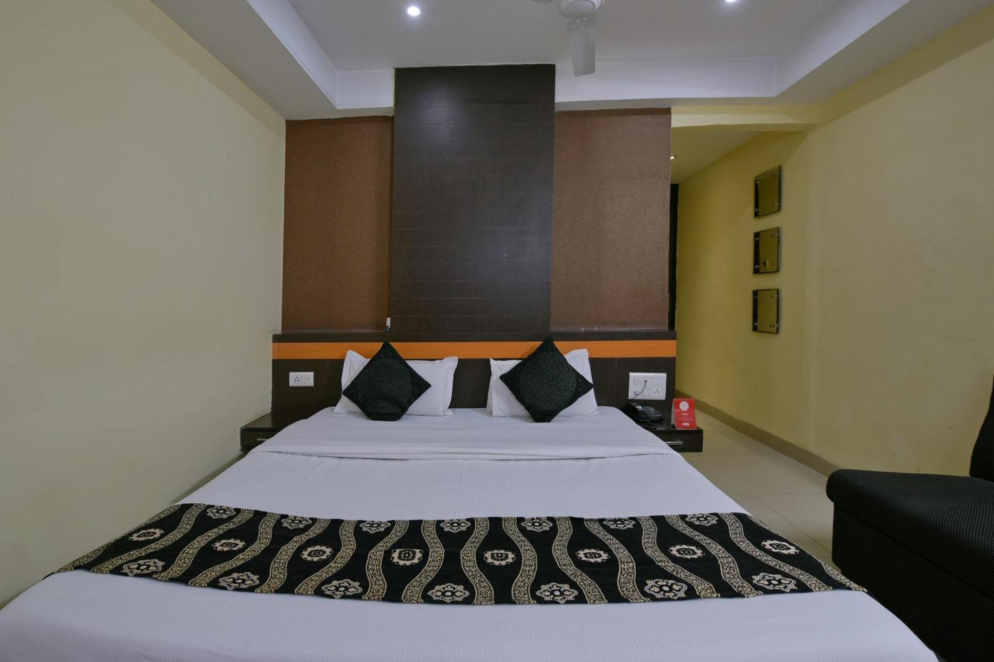 Collection O Diamond And Residences Indore Dış mekan fotoğraf
